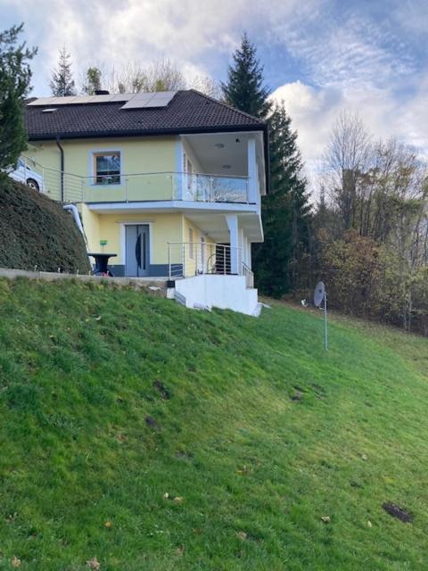 Haus Am Fusse Des Semmerings Apartment